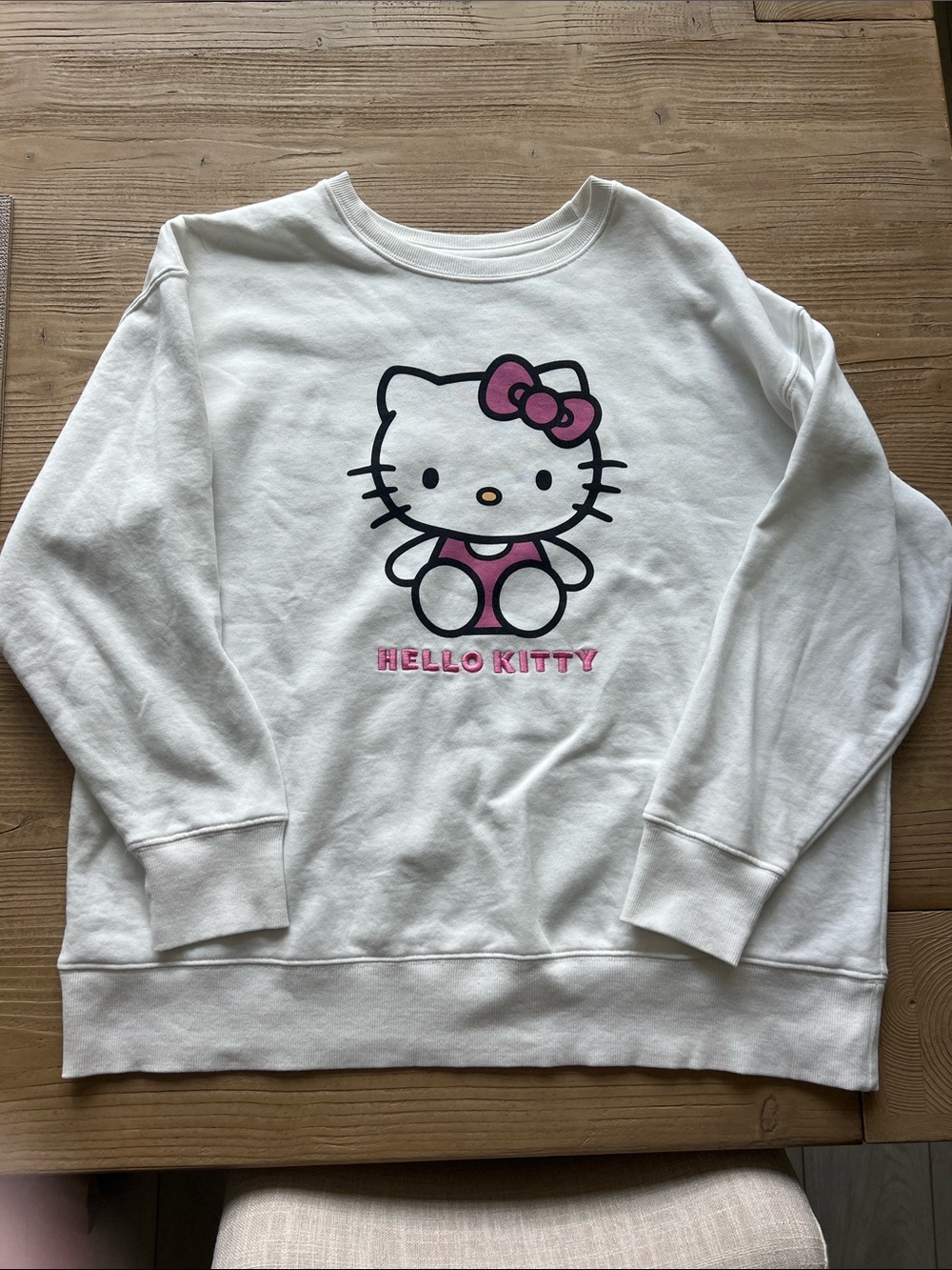 Hello Kitty Sweatshirt Crewneck Size M